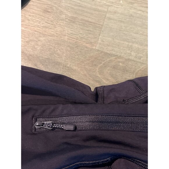 Lululemon Black High-Rise Cropped Yoga Pants With Zip Pocket Size 6 Lightweight - Picture 5 of 7
